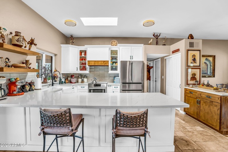 Beautiful eat in Island