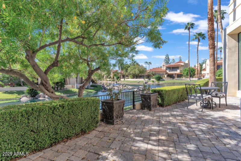 134011356012589214_134011355904845037_DS