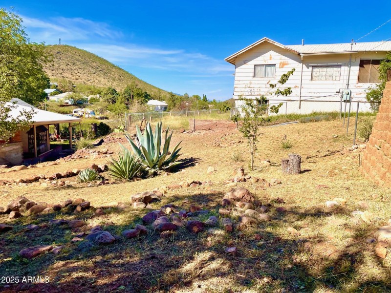 Vacant lot is INCLUDED