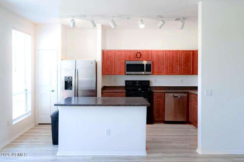 Kitchen_Corrected_MLS