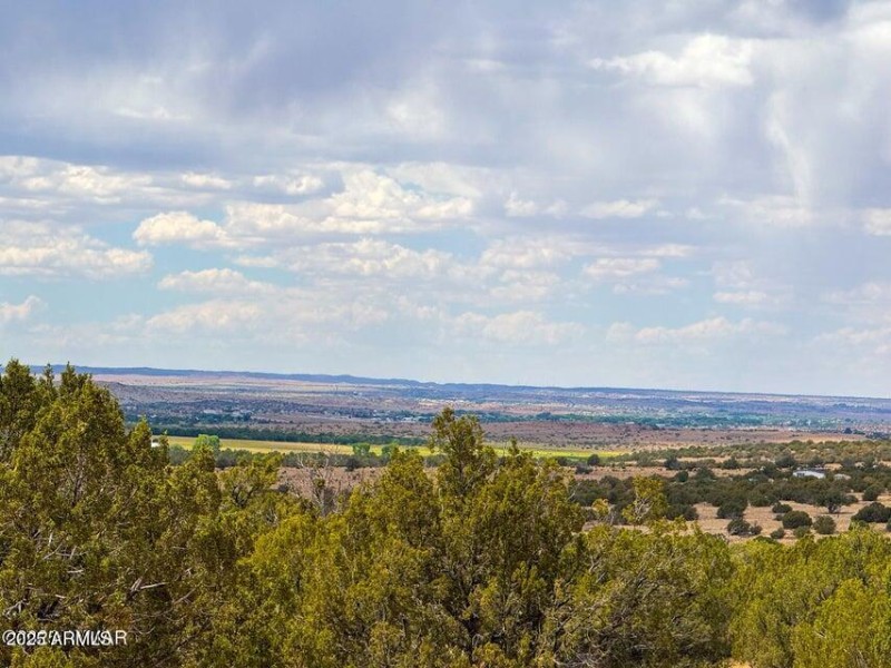 20250829012342510216000000-o (1)