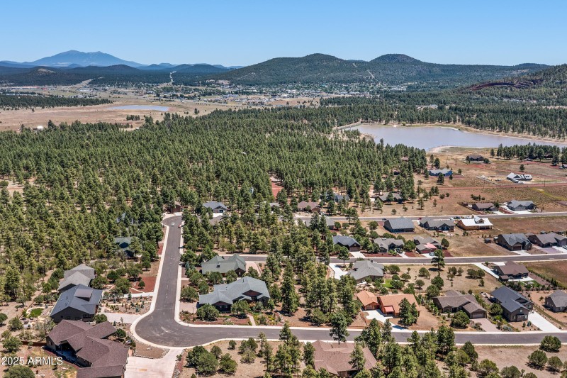 300 Fairway Dr Williams-006