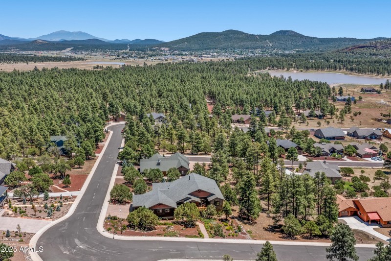 300 Fairway Dr Williams-002