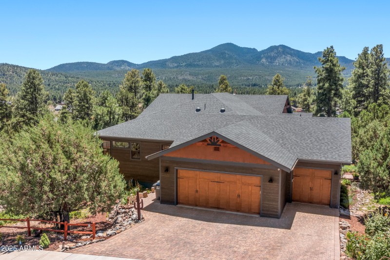 300 Fairway Dr Williams-009