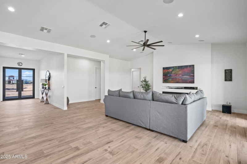 22145 W Harwell Rd Buckeye AZ 85326-78