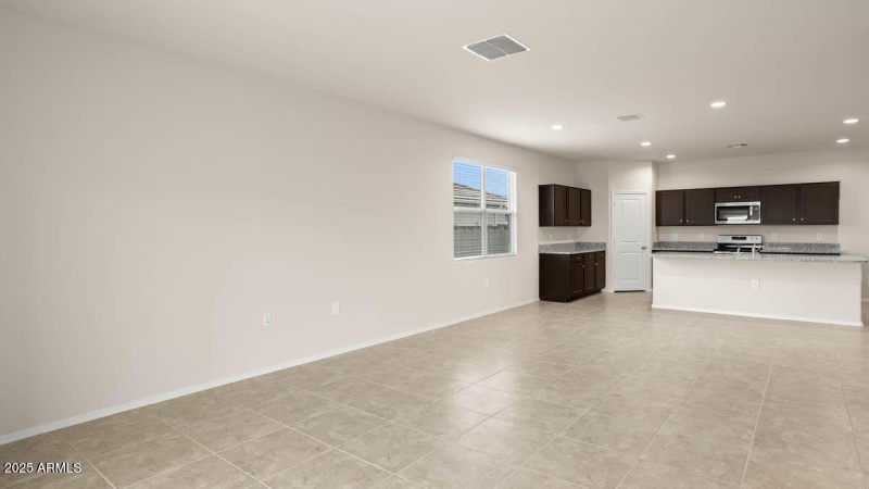 Mockingbird-Estrella Vista-3730-Buckeye-