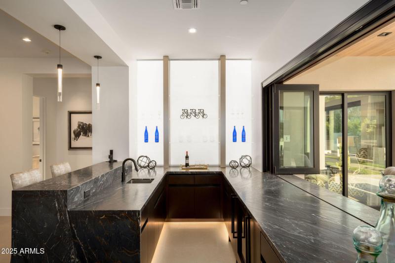 Bar w/ Outside Service