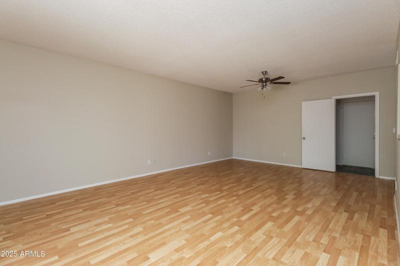 003-photo-living-room-7230490