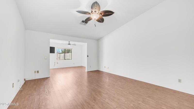 Spacious Master Bedroom w/den