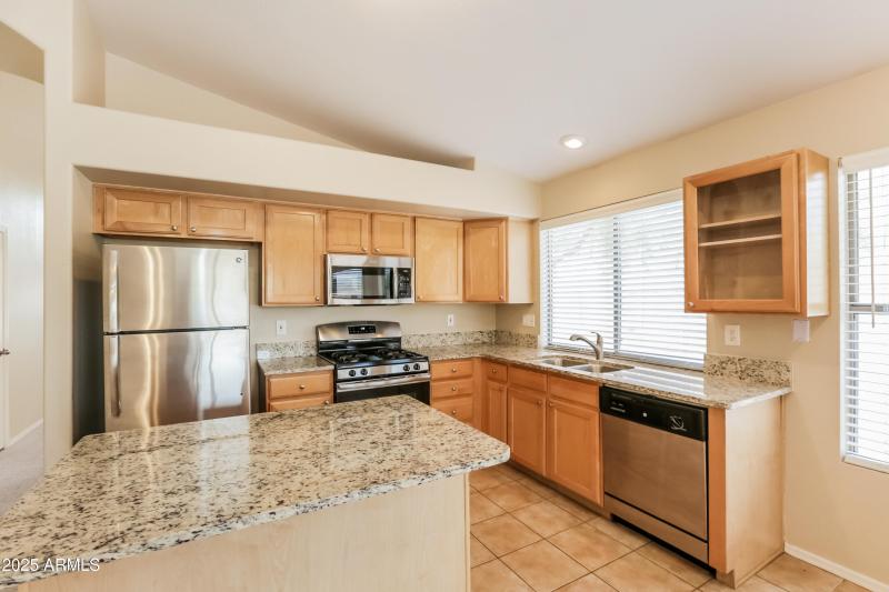 021-photo-kitchen-12964028