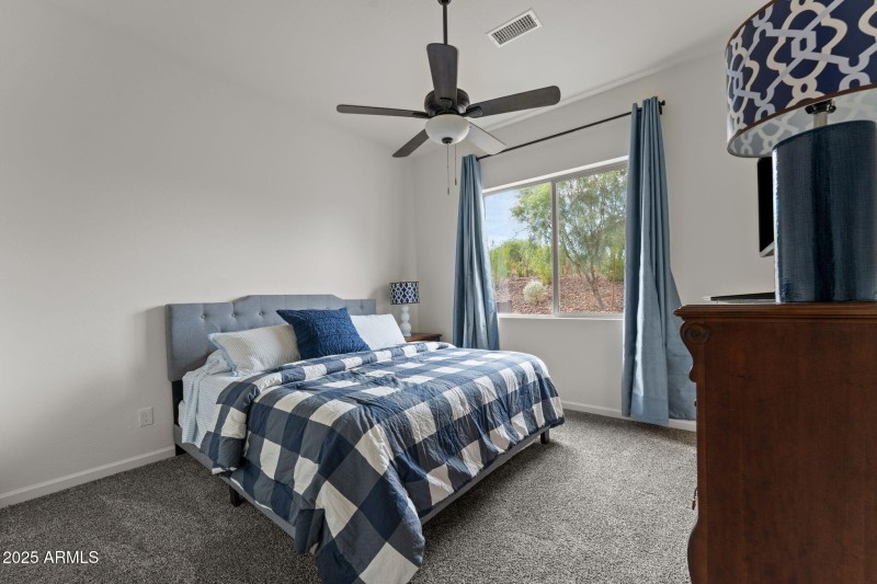 Ensuite guest bedroom