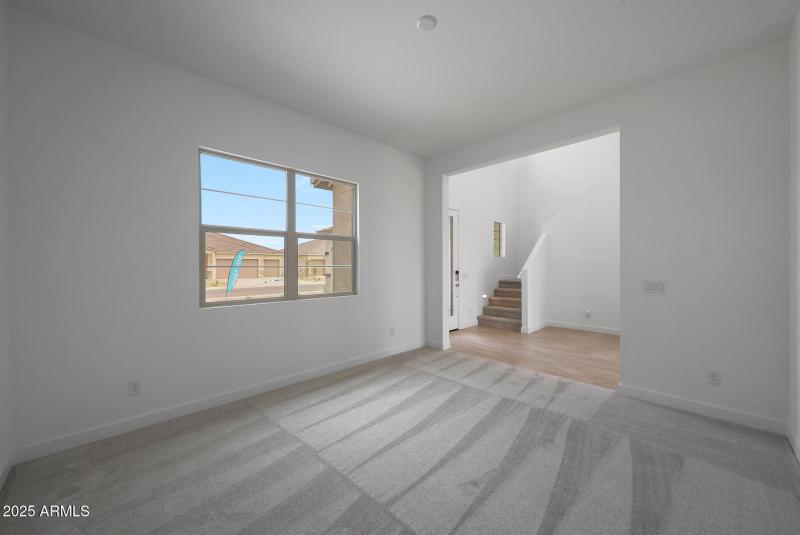 PHX_Landmarke_Lot 1189_Mahogany_315_Flex