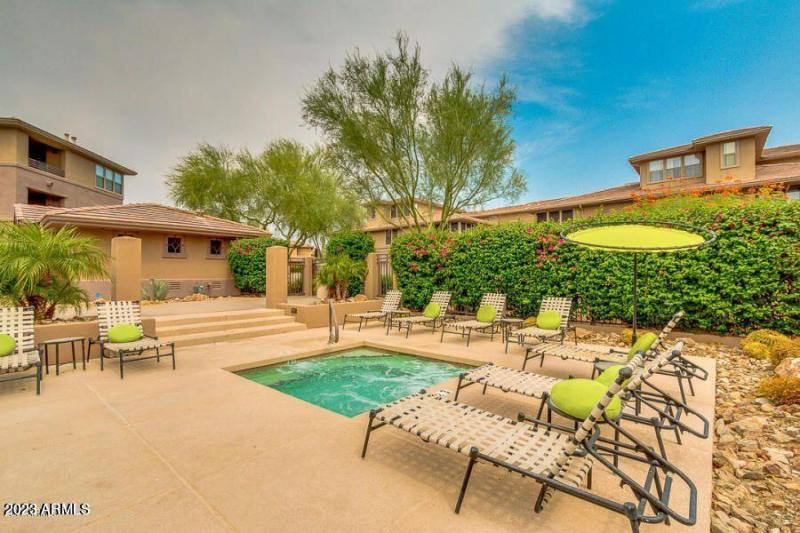 20221205210205175084000000-o