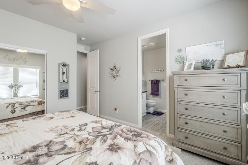 Private bathroom entry