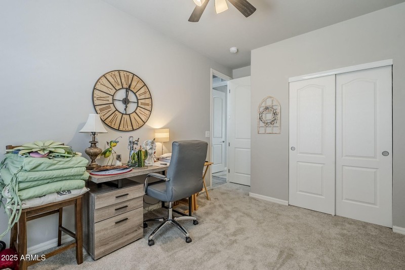 Spacious 2nd bedroom