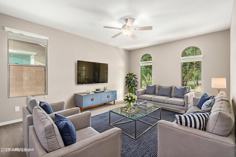 item_27 VS Watermark