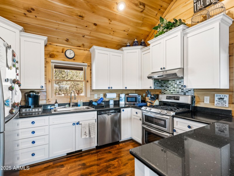 625 W Arrow Wash Tr-9