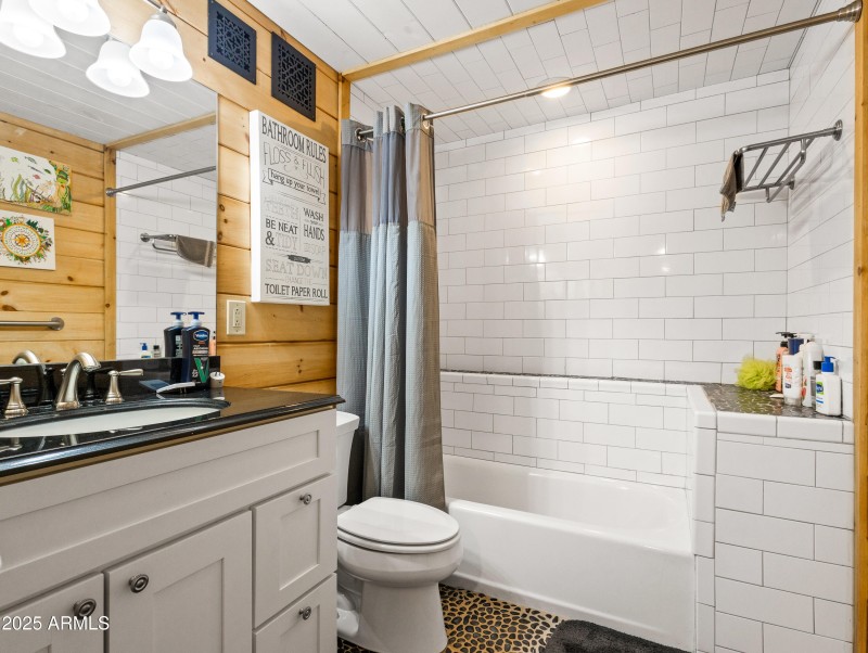 625 W Arrow Wash Tr-19