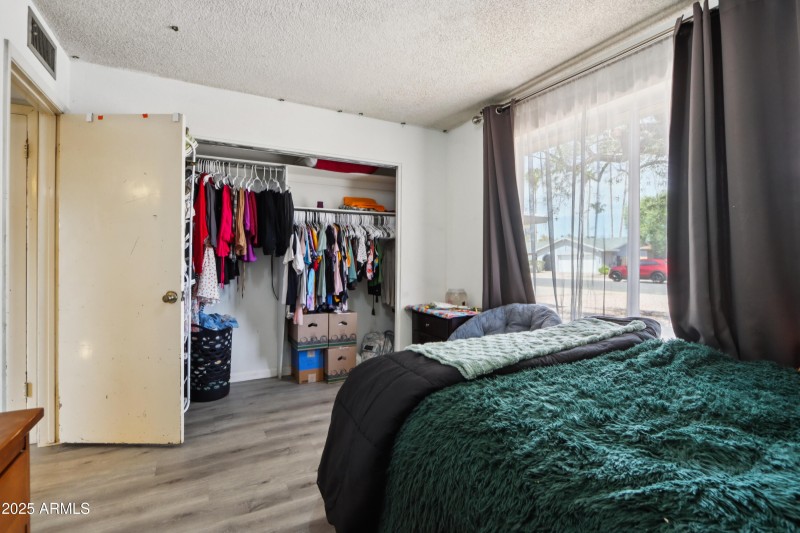 26-print-E Colgate Dr-S0309-026