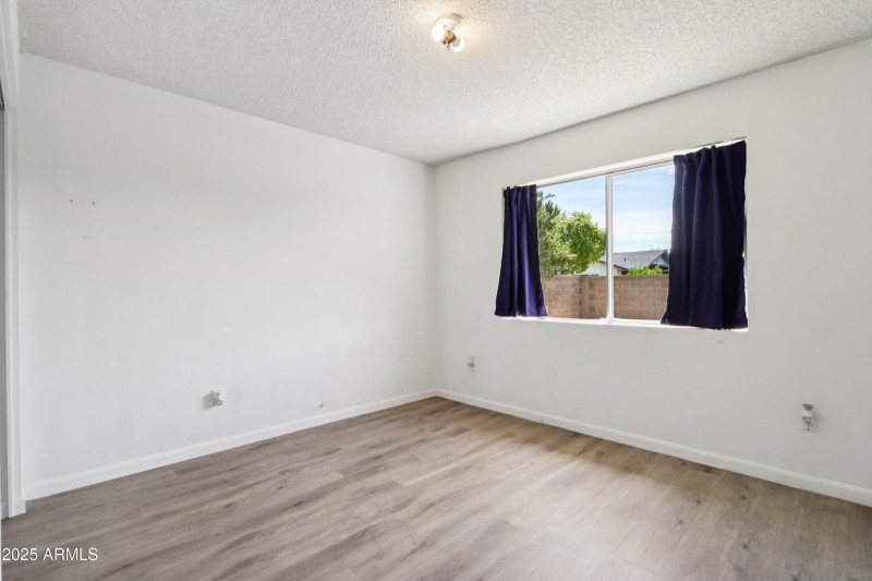 27-print-E Colgate Dr-S0309-027