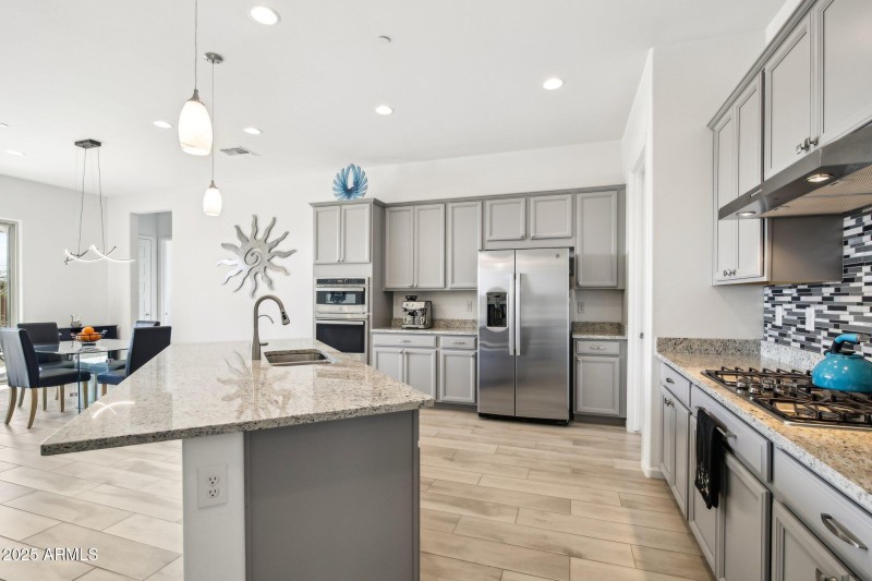 15-web-or-mls-E Prairie Aster Ln-015