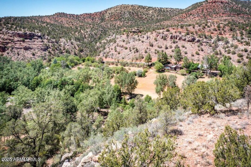 5.3 Acres in Back O' Beyond