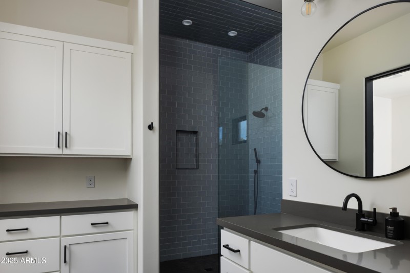 BEDROOM 4 EN-SUITE BATHROOM