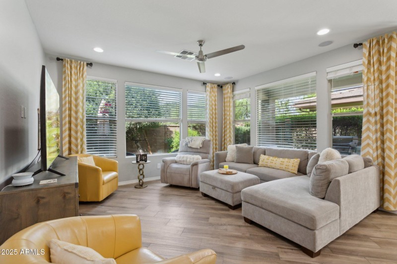 11-web-or-mls-36206-n-copper-hollow-way