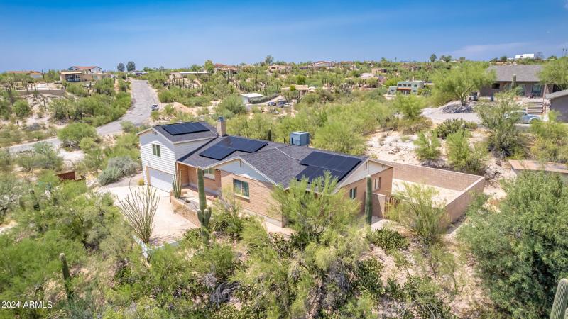 01 - 4980 Hillcrest