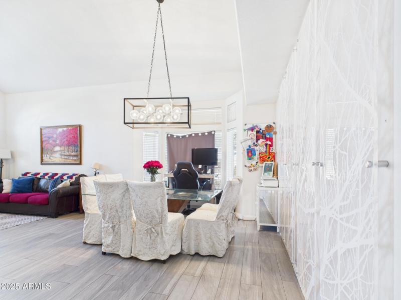 CAM03379G0-PR0145-STILL005