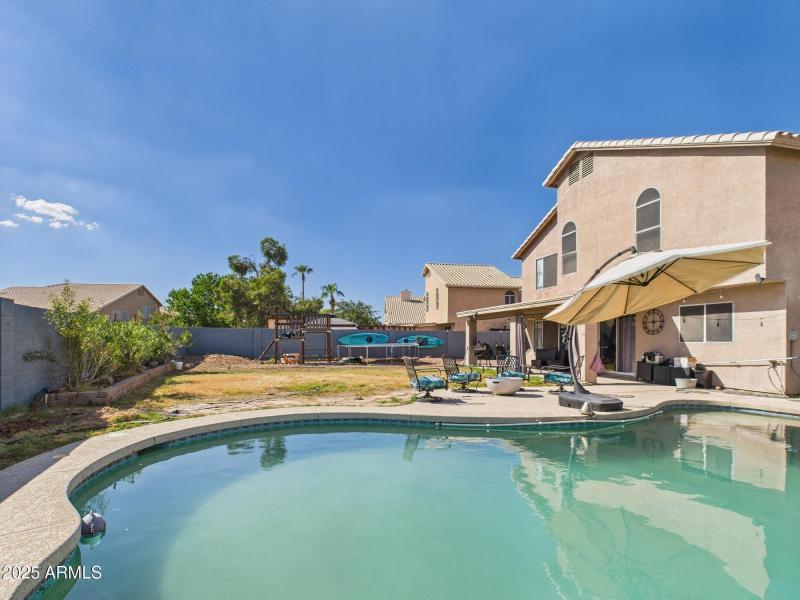 CAM03379G0-PR0145-STILL025