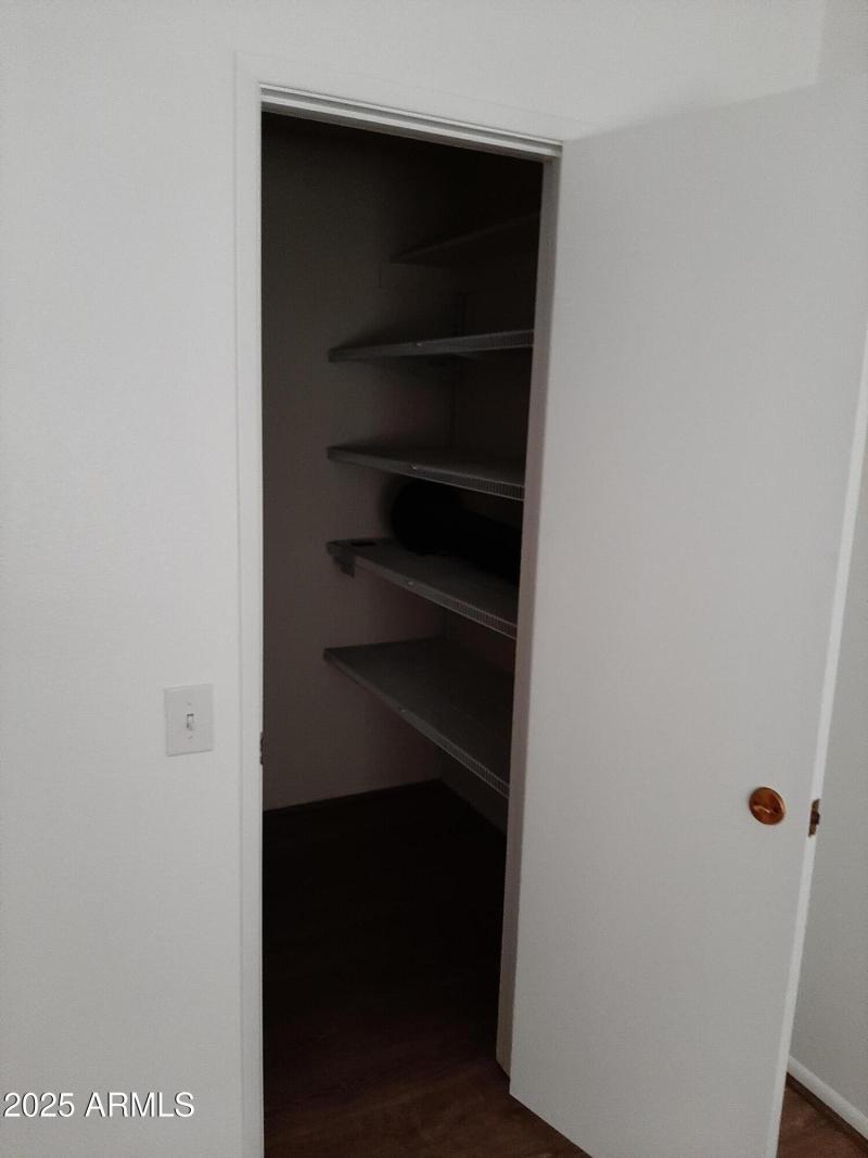Walk-in Closets