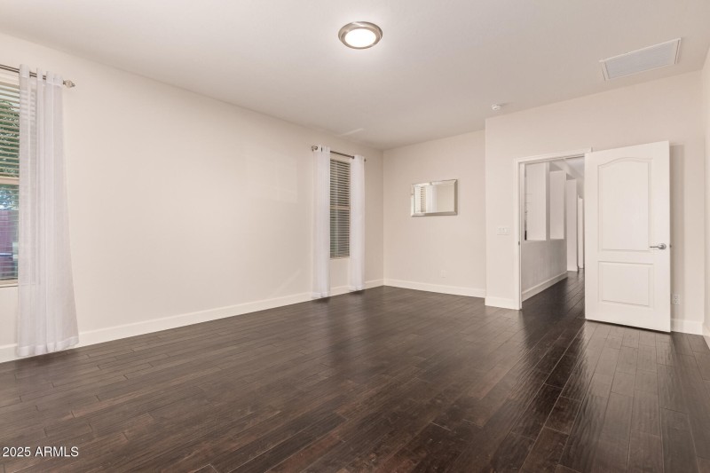 Master looking back at hallway.