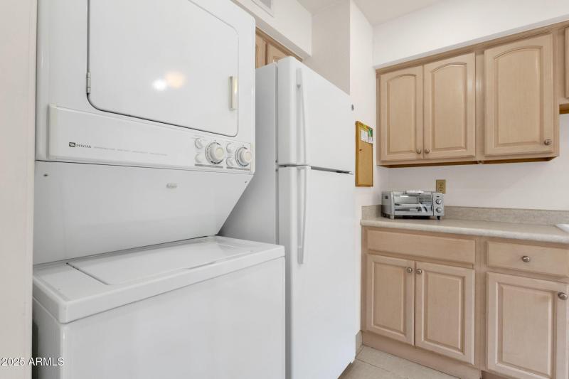 17-web-or-mls-5217-n-24th-st-108