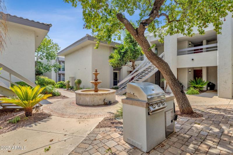 6-web-or-mls-5217-n-24th-st-108