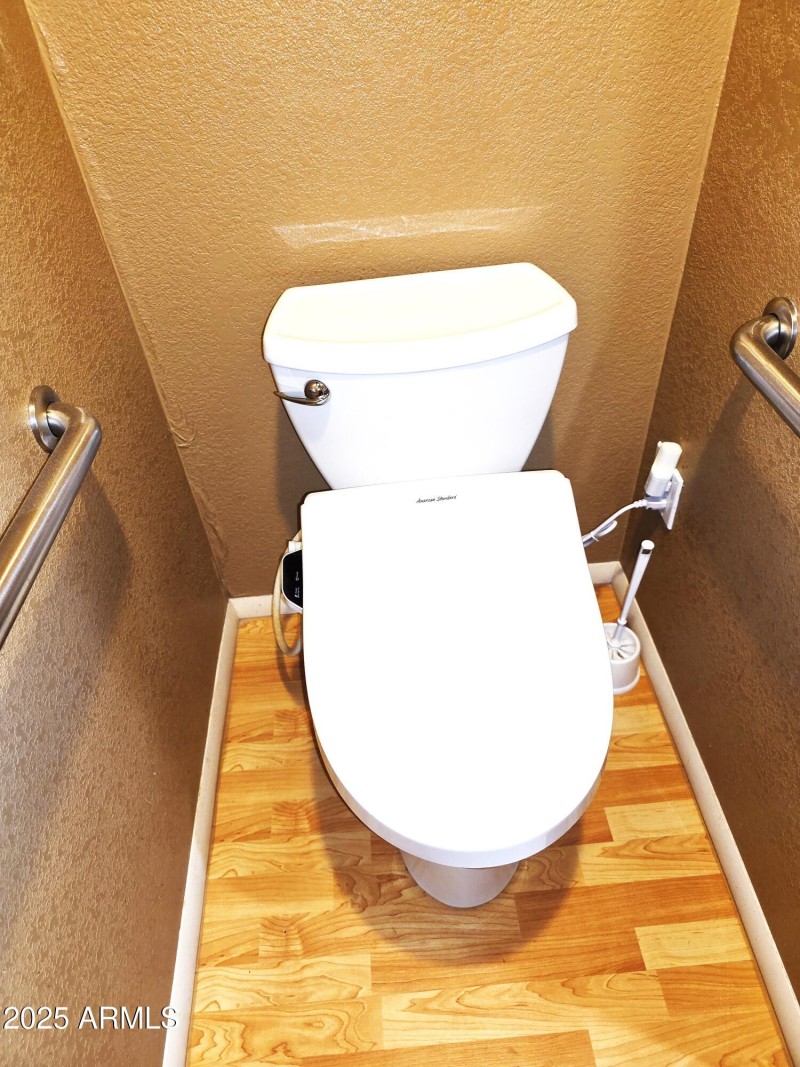 Upgraded MSTR Toilet