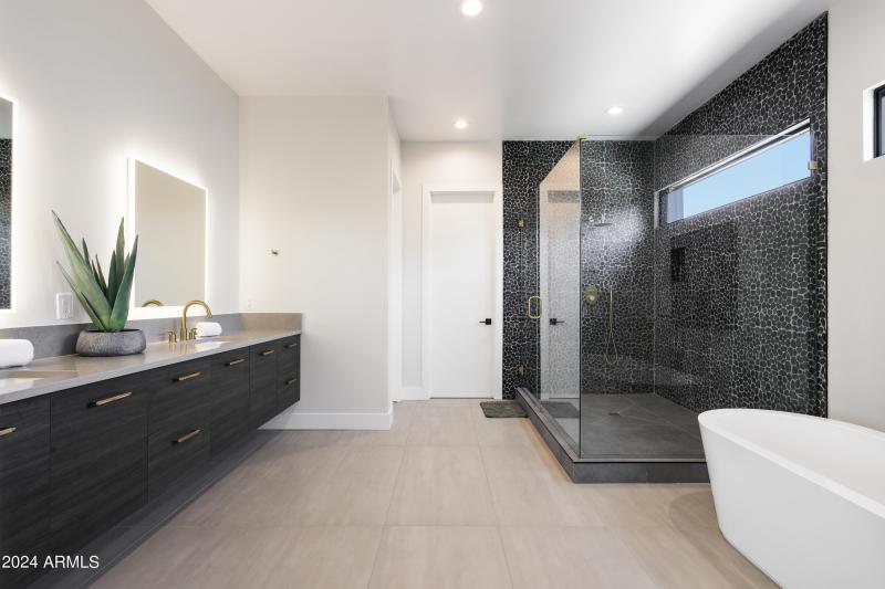 PropertyImageCo_13601N88thPl_WEB-3