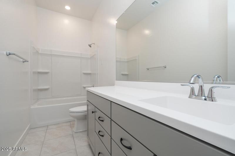 Tri Pointe Blossom Rock 554 - Bathroom 2