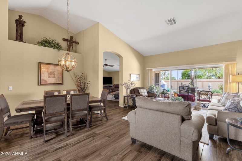 8-web-or-mls-16791-n-86th-dr