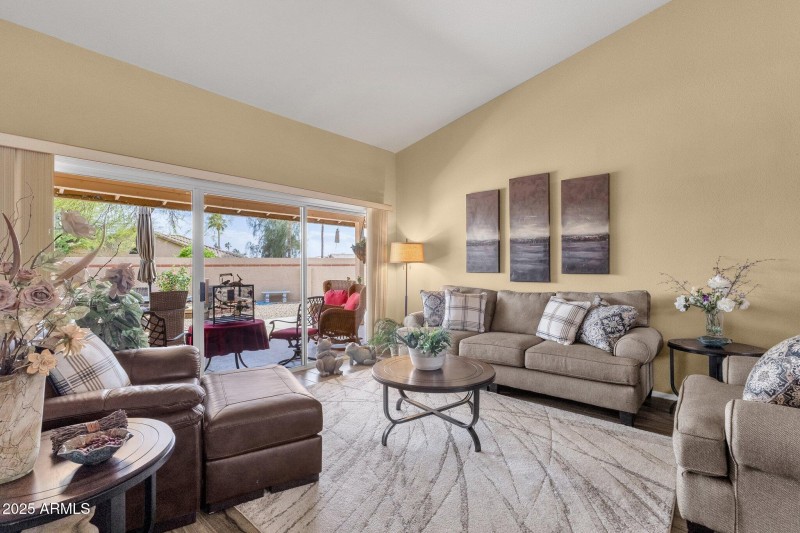 10-web-or-mls-16791-n-86th-dr