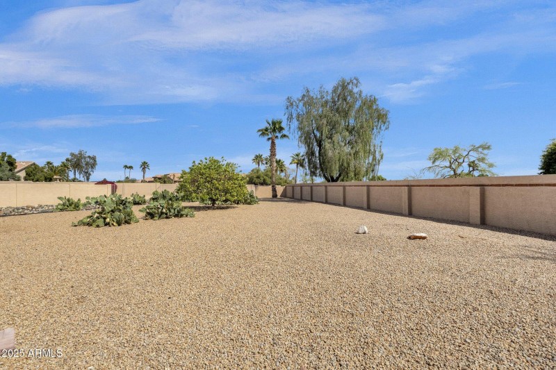 49-web-or-mls-16791-n-86th-dr