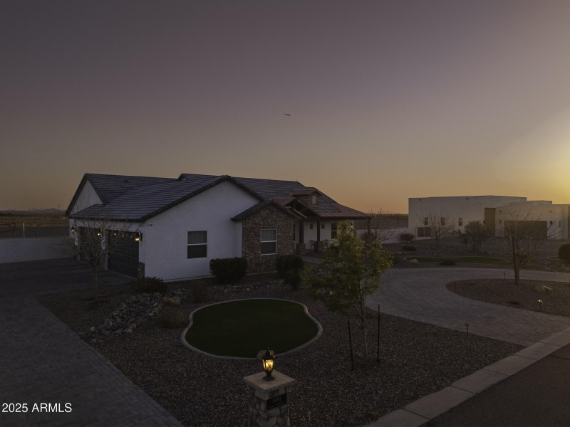 UAS Twilight Front Left