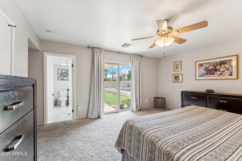 2715 master bedroom DL2