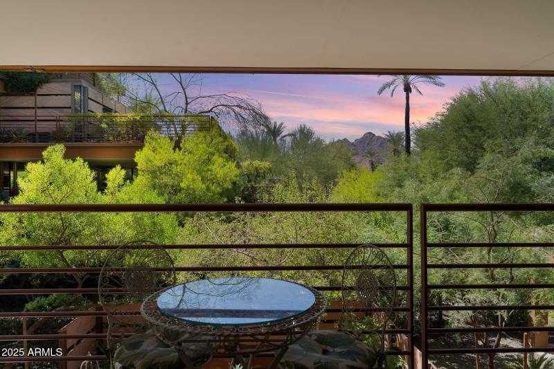 Sunsets and Camelback!