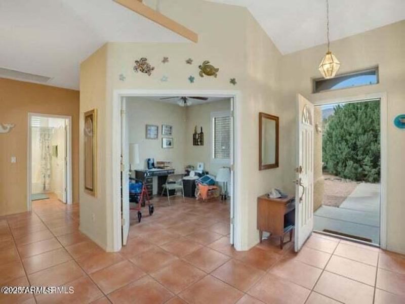 Entry/Office/3rd Bedroom