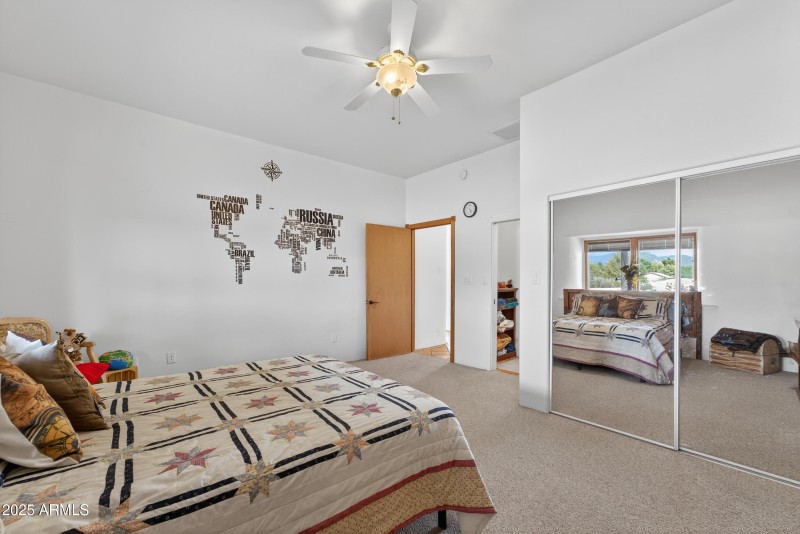 Guest Suite/Bedroom 2