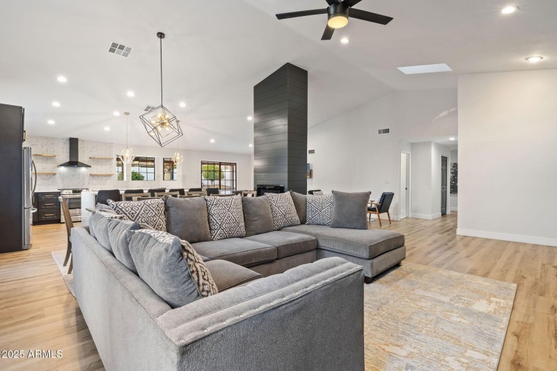 28-web-or-mls-DSC_4028