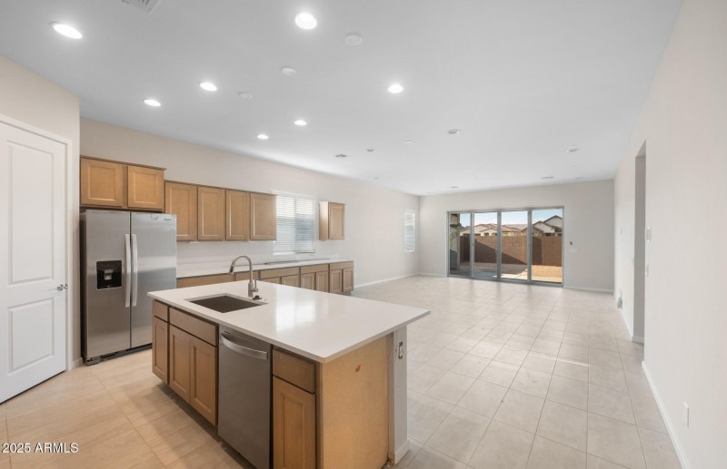 Kitchen/Cafe/Gathering Room