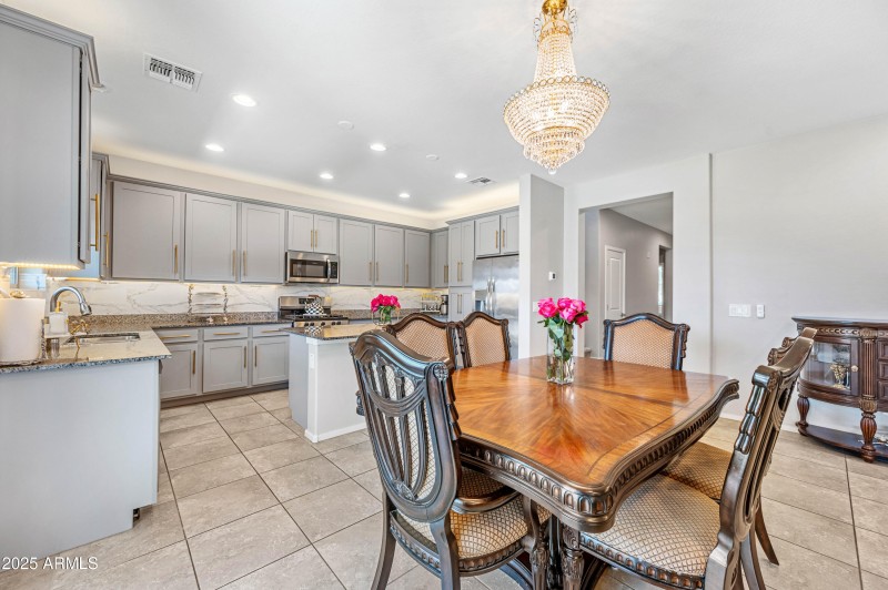 25218 N 143rd Ln-Surprise AZ 85387-34