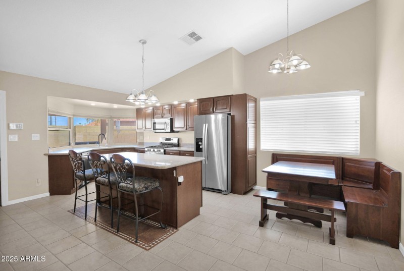 15-web-or-mls-P1281858